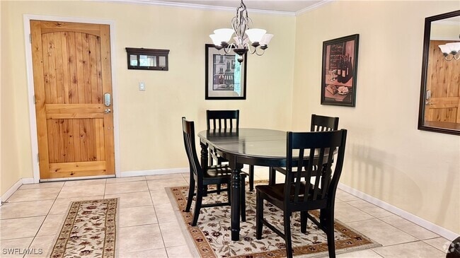 Building Photo - 1849 Maravilla Ave Unit C14 Rental