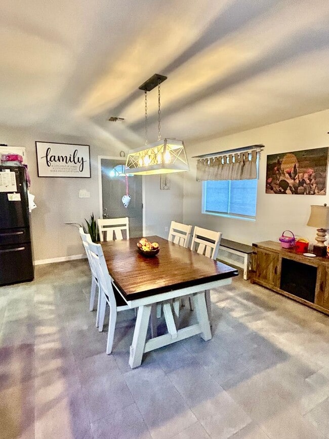 Photo - Spacious Foothills Retreat