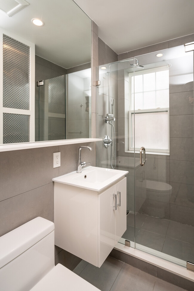 Photo - 17 Forest St Unit 04