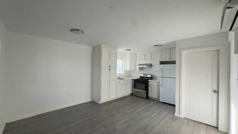Photo - 11604 Sylvan St Apartment Unit 10