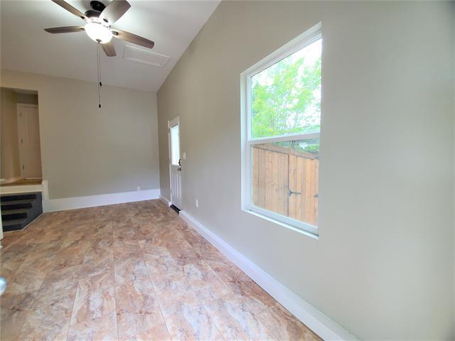 Photo - 2115 Glenwood Ln