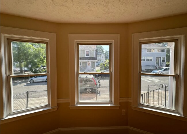 Photo - 74 Brock St Unit 1