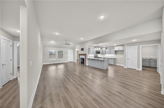 Photo - 1100 Moonrise St