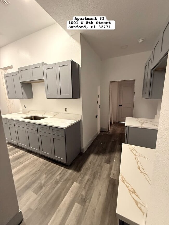 Photo - 1001 W 8th St Unit Room A