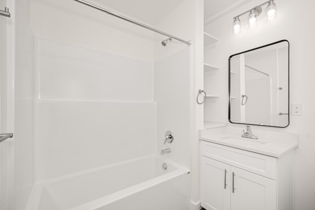 Photo - 19010 E Alki Ave Unidad 302