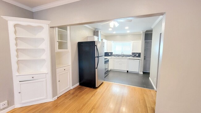 Photo - 4049-55 30th St. Unit 4049 1/2