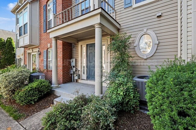 Photo - 968 Harrison Cir