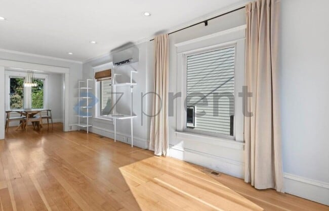 Photo - 2038 8th Ave N