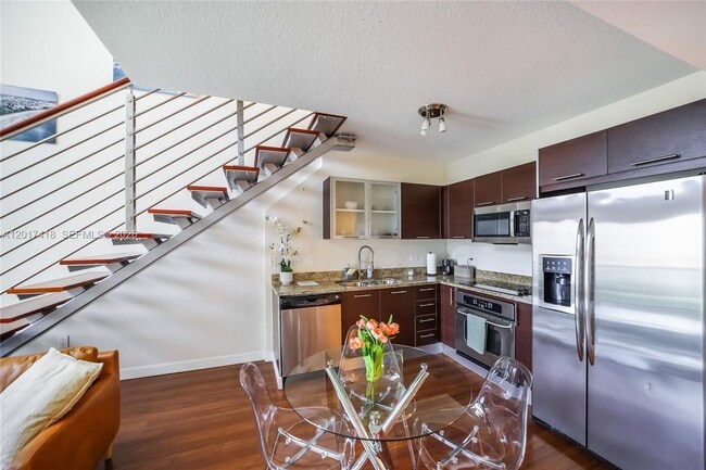 Photo - 41 SE 5th St Unit 1003