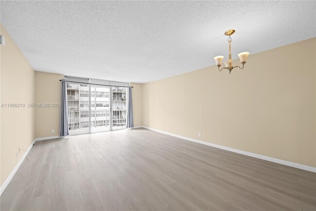 Photo - 16740 NE 9th Ave Unit 508