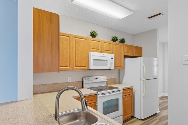 Photo - 16045 Emerald Cove Rd