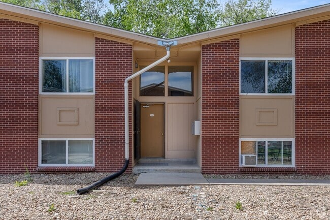 Building Photo - 3740 Owens St Unit #A Rental
