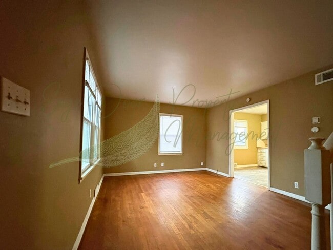 Photo - DUPLEX IN INDEPENDENCE!!!!