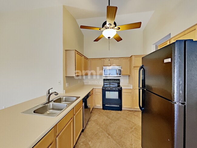 Photo - 15943 W Smokey Dr