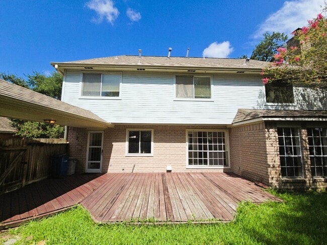 Photo - 2502 Fairwind Dr