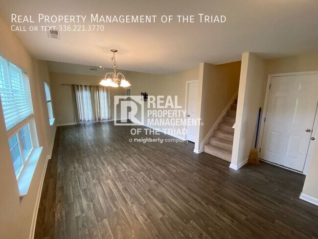 Photo - 506 Song Sparrow Ln