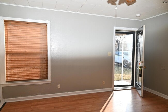 Photo - 3402 Grant St