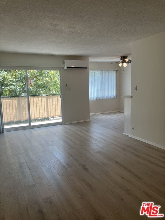 Building Photo - 7521 Hampton Ave Unit 303