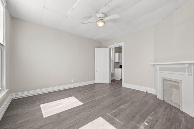 Photo - 652 N 29th St