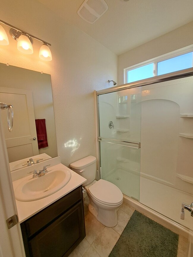 Photo - 1160 Yale Dr