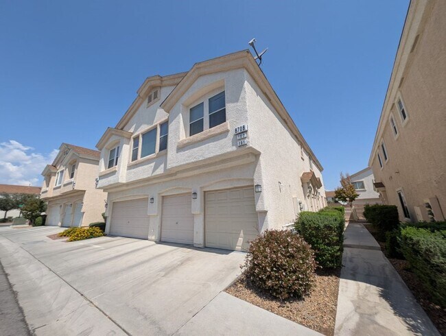 Photo - 8708 Tomnitz Ave