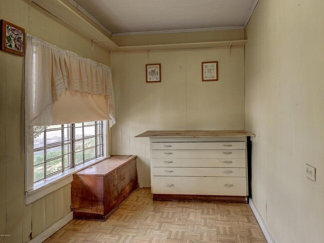 Photo - 713 St Jude Ave