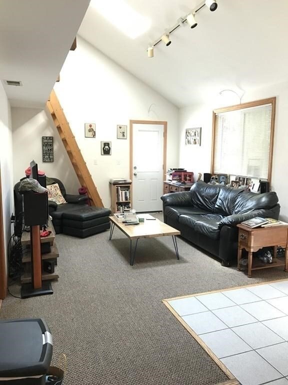 Photo - 273 Putnam Ave Unidad 2