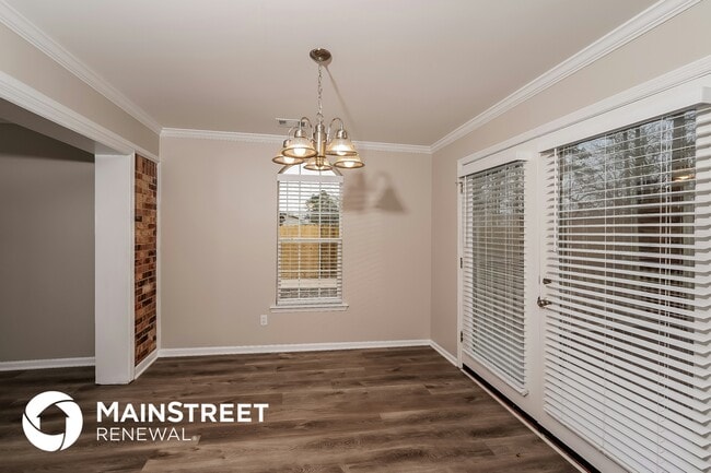 Photo - 2812 Lambert Cir