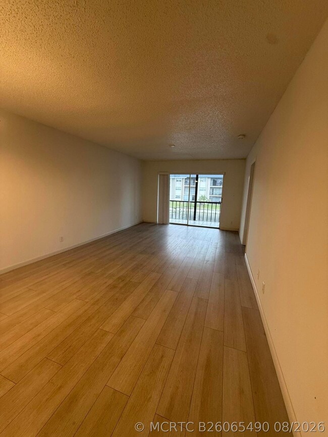Building Photo - 7925 S Colony Cir Unit 206
