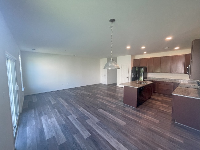 Photo - 203 Thompson Ave