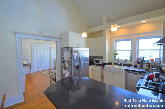 Photo - 14 Breck Ave Unidad 2