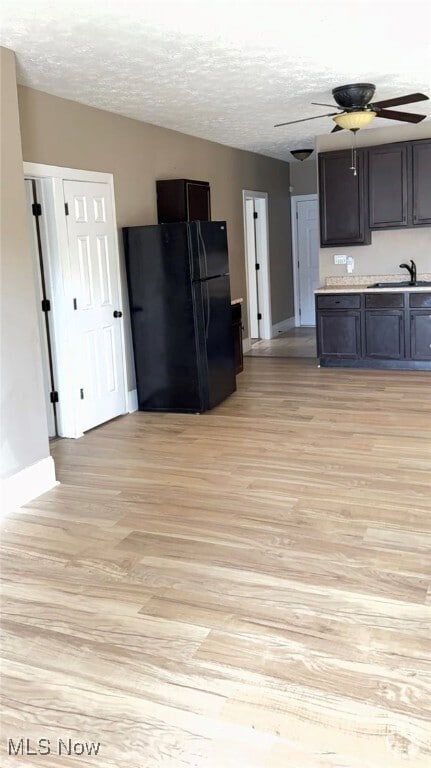 Building Photo - 29444 Euclid Ave Unit 1 Rental