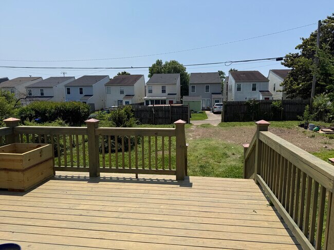 Photo - 1217 Wallace St