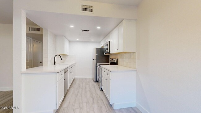 Photo - 1118 N Granite Reef Rd