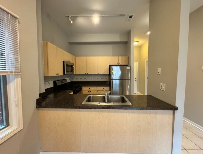 Photo - 4955 N Damen Ave Unit 1R