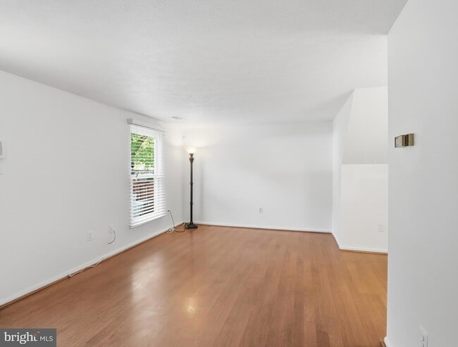 40 Whitechurch Ct