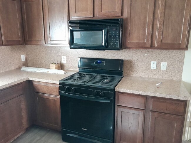 Photo - 1919 Doliver Cir