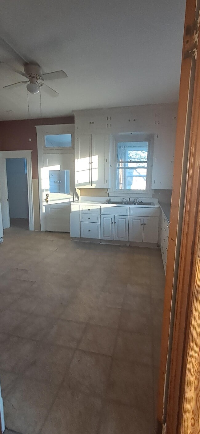 Photo - 2517 Olive St