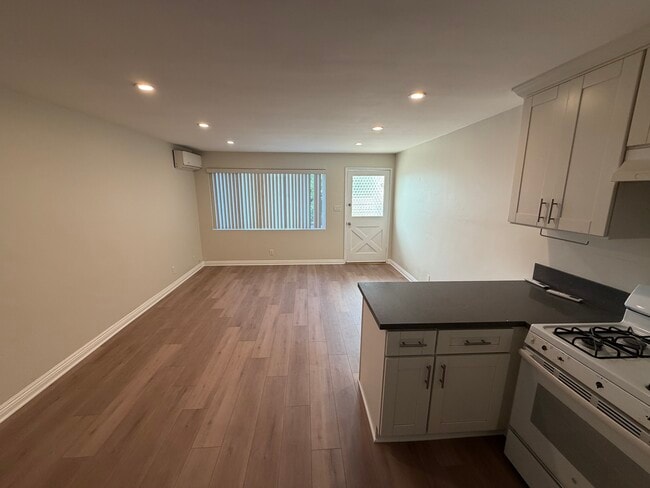 3640 Foothill Blvd Unit B
