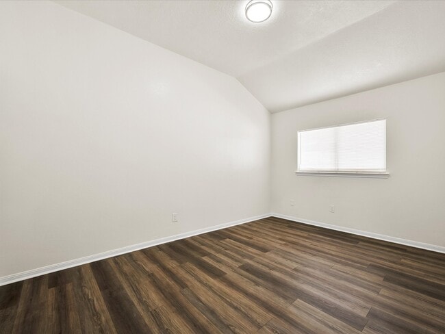 Building Photo - 10506 Twilight Moon Dr