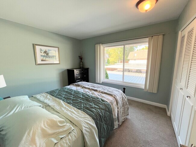 Photo - 3614 Lakeshore Dr Unidad J6