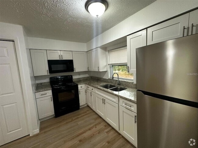 Building Photo - 4009 E Bird St Rental