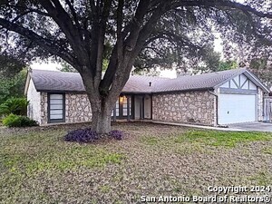 Building Photo - 4742 El Vedado St Rental