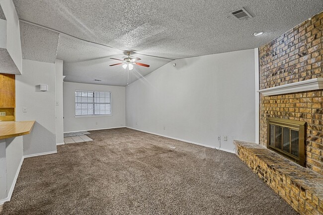 Photo - 135 Prairie Creek Cir Unit #135