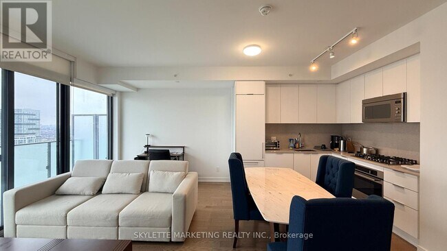 Photo - 20 Lombard St Unit 4009