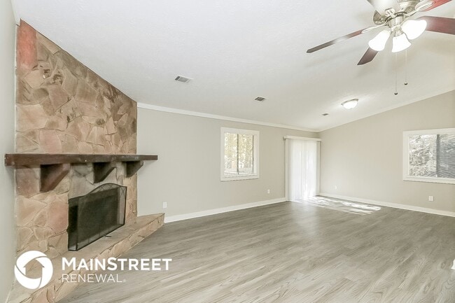 Photo - 640 Post Oak Rd