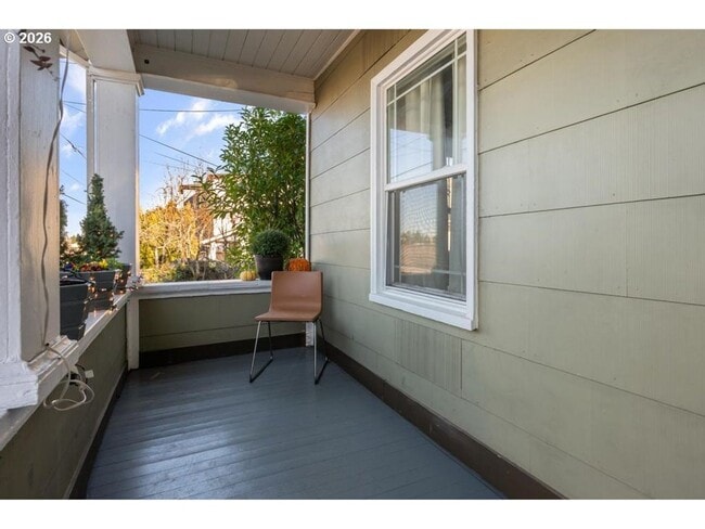Photo - Classic Portland bungalow in Northeast Portland Available July 1st!