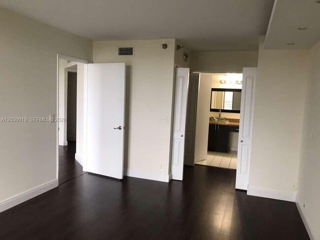Photo - 3300 NE 191st St Unit # 1412