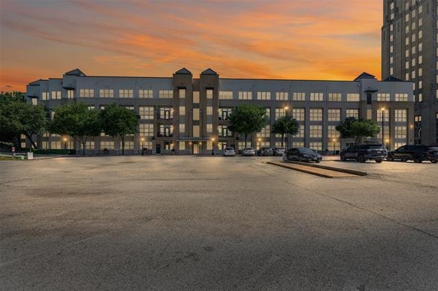 Building Photo - 201 W Lancaster Ave Unit 206 Rental