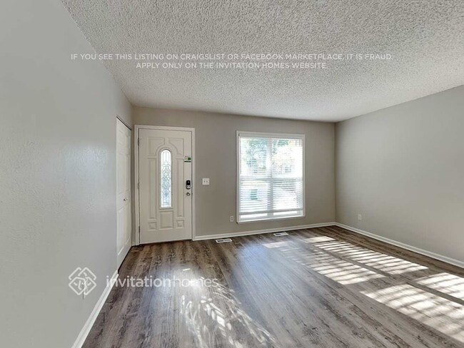 Photo - 1617 S Sedalia St